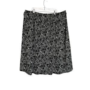 Maggie Barnes Black & White A-line Flowy Elastic Waist Maxi Skirt Size 3X